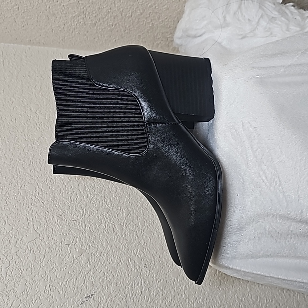 Qupid Faux Leather Booties
